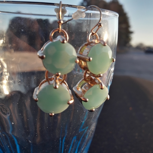 Crystal Drop Earrings Gold Green Diamond Dangle Gemstone St Patricks Day - Picture 13 of 14